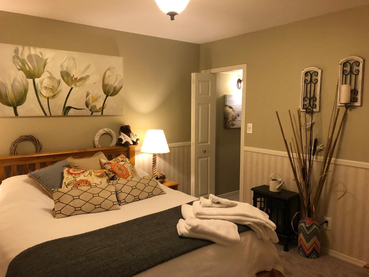 Country Cottage B&B Вернон Екстер'єр фото